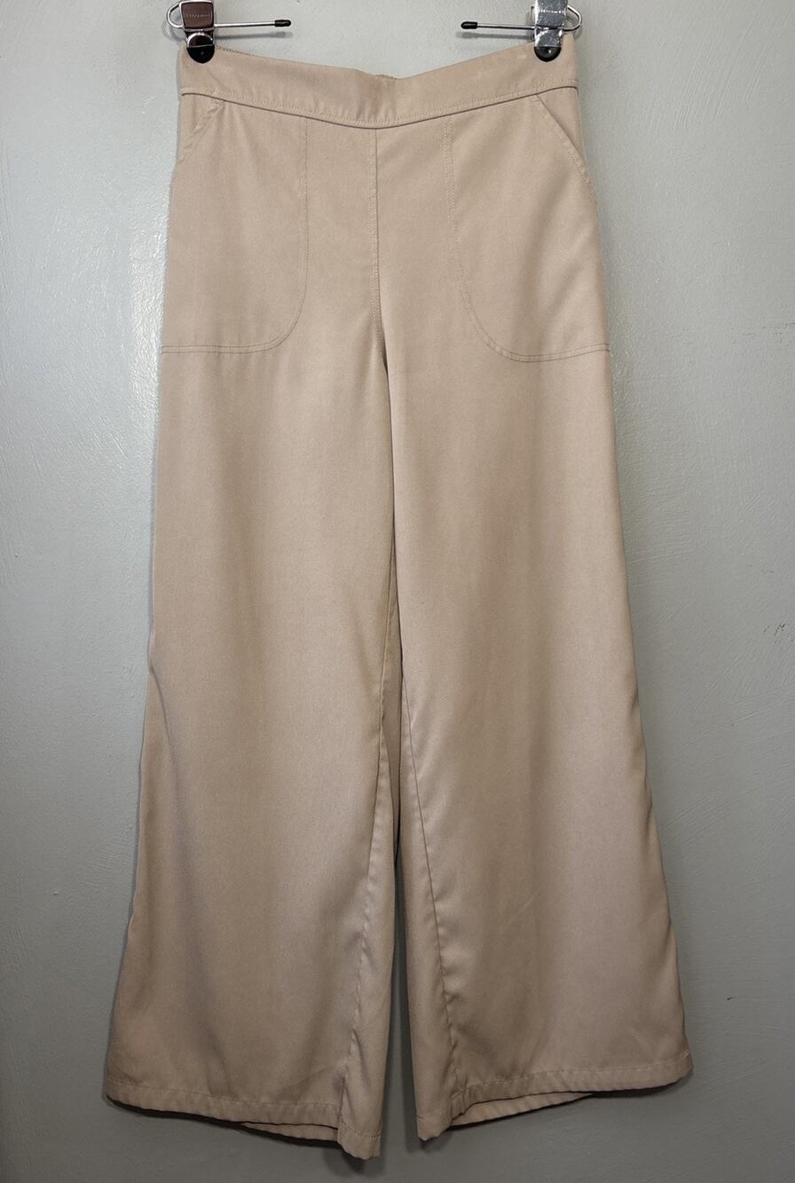 Max Studio Wide Leg Pants Size Large Pull on Khakis High Rise Minimalist Relaxed